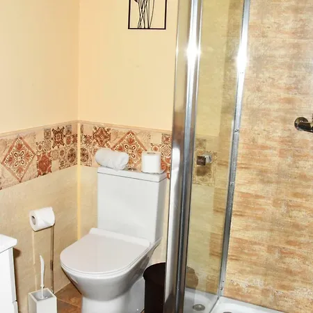 4freedom Central Flat Апартаменти *